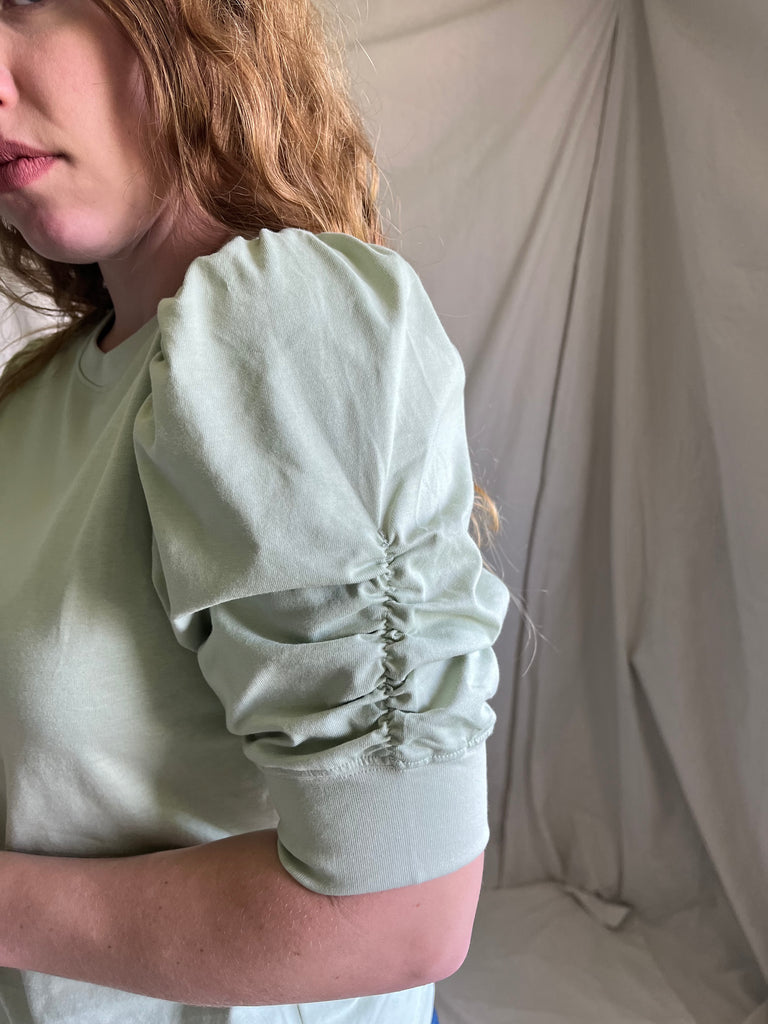 Liv puff sleeve top