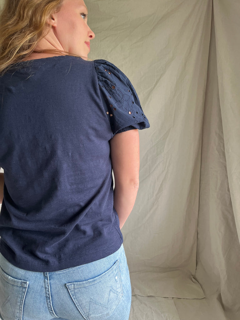 Ford eyelet top
