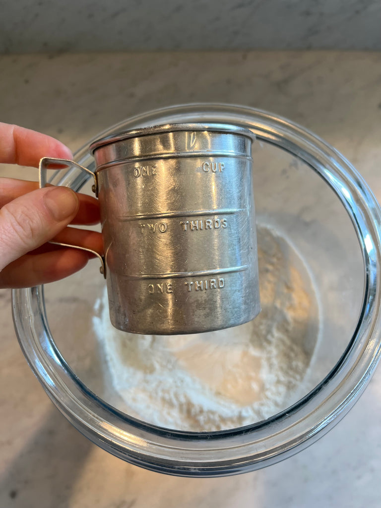 Aluminum 1 cup retro measuring cup [A]